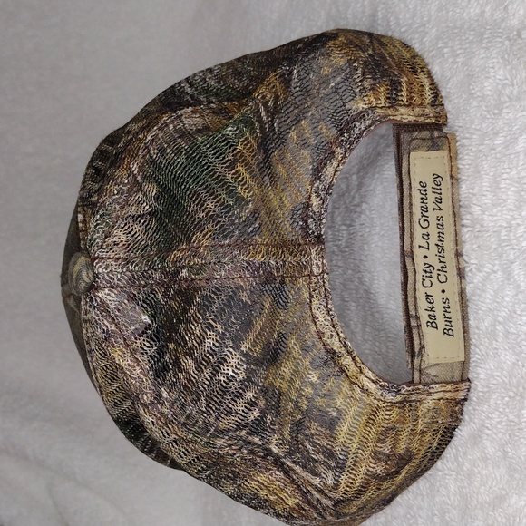 Trucker Hat: MASSEY FERGUSON Robbins Equipment INC - Picture 5 of 8